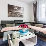 Trixi Apartman
