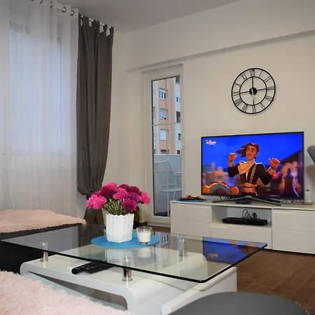 Trixi Appartement Pula