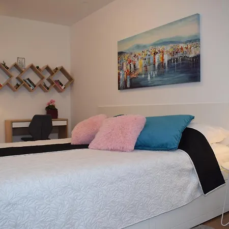 Trixi Appartement Pula